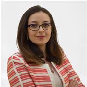 Insegnante di diritto per studenti di scuole superiori e universitari